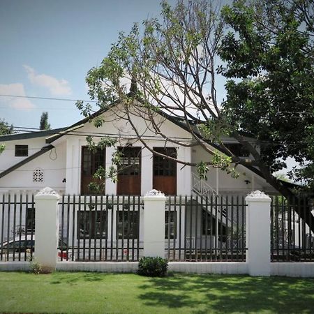 Sandton Farmhouse Johannesburg Exterior photo